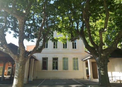 La Barben 83