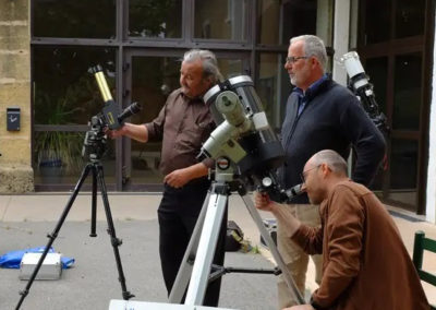 Le club d'astronomie du village