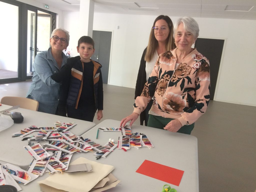 Bibliothèque en plein atelier