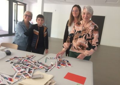 Bibliothèque en plein atelier